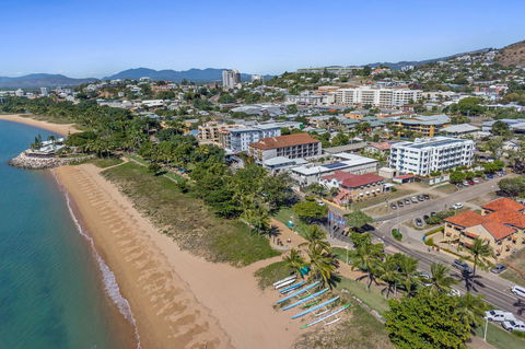 Madison Ocean Breeze Apartments - Surfers Gold Coast 4