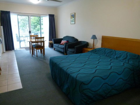 Madison Ocean Breeze Apartments - Surfers Gold Coast 28