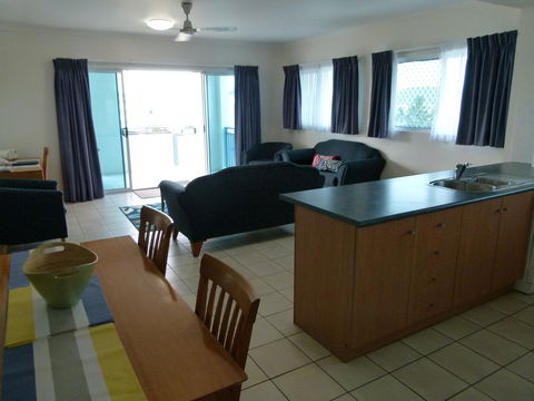 Madison Ocean Breeze Apartments - Surfers Gold Coast 25