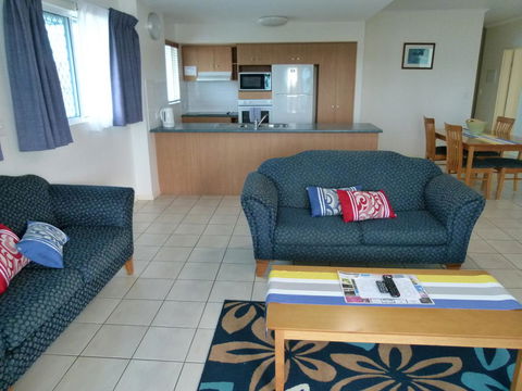 Madison Ocean Breeze Apartments - Surfers Gold Coast 21