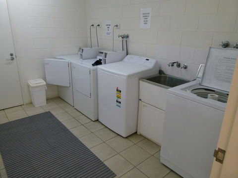 Madison Ocean Breeze Apartments - Surfers Gold Coast 36