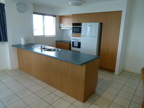 Madison Ocean Breeze Apartments - Surfers Gold Coast 24