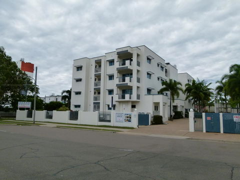 Madison Ocean Breeze Apartments - Surfers Gold Coast 6