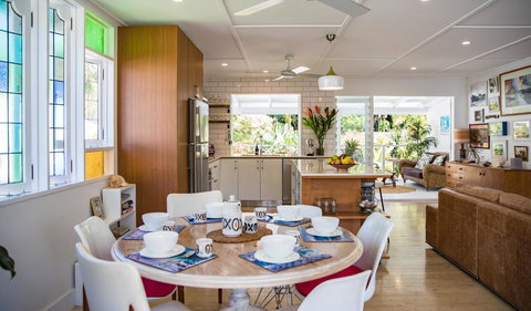 Jamaica Beach House - Surfers Gold Coast 32