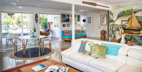 Jamaica Beach House - Surfers Gold Coast 29