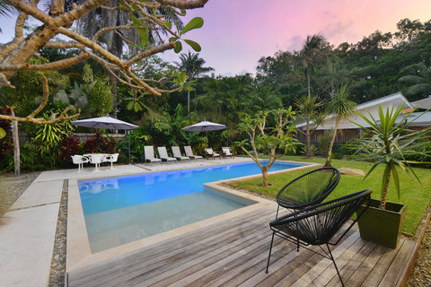 Jamaica Beach House - Surfers Gold Coast 18