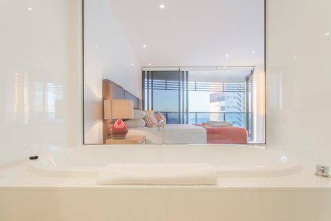 Oracle Resort Broadbeach - Gclr - Surfers Gold Coast 11