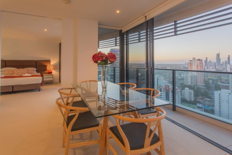 Oracle Resort Broadbeach - Gclr - Surfers Gold Coast 10