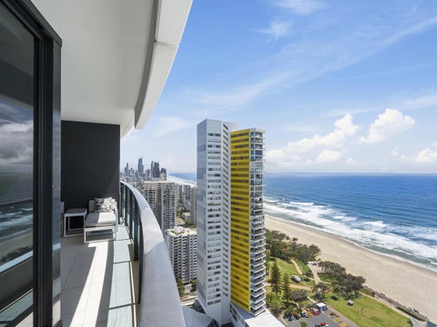 Oracle Resort Broadbeach - Gclr - Surfers Gold Coast 17