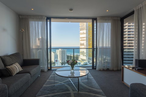 Oracle Resort Broadbeach - Gclr - Surfers Gold Coast 40