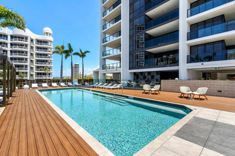 Qube Broadbeach - Surfers Gold Coast 17