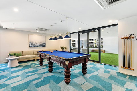 Qube Broadbeach - Surfers Gold Coast 36