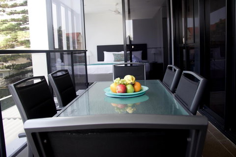 Synergy Broadbeach - Official - Surfers Gold Coast 14