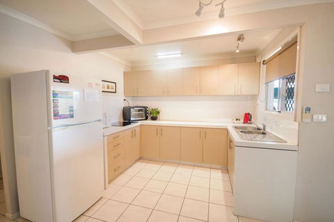 Airlie Apartments - Surfers Gold Coast 6