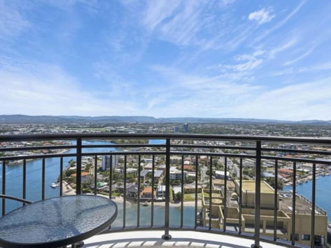 Beach Stay - Ocean & Riverview Resort Chevron Renaissance Central Surfers Paradise - Surfers Gold Coast 14
