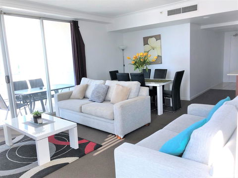 Beach Stay - Ocean & Riverview Resort Chevron Renaissance Central Surfers Paradise - Surfers Gold Coast 18