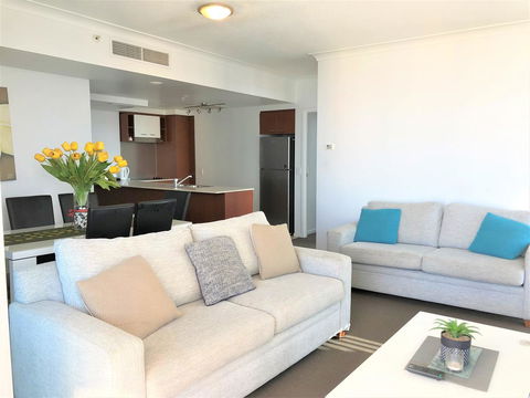 Beach Stay - Ocean & Riverview Resort Chevron Renaissance Central Surfers Paradise - Surfers Gold Coast 20