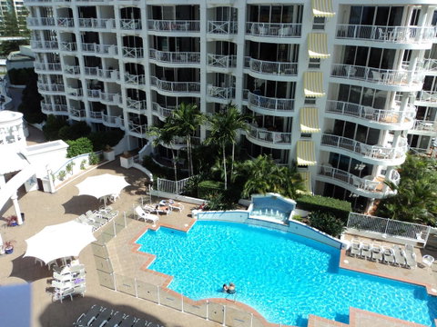 Broadbeach Holiday Apartments - Surfers Gold Coast 1