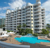 Broadbeach Holiday Apartments - Surfers Gold Coast