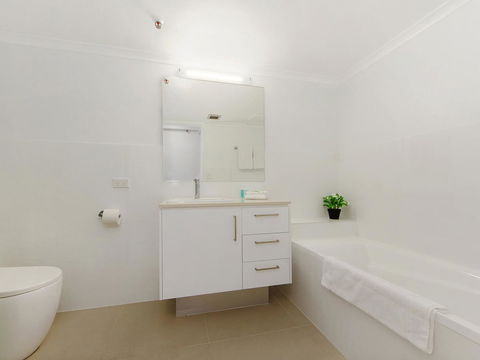 Sunbird Beach Resort Main Beach - Surfers Gold Coast 31