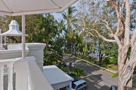 Sarayi Boutique Hotel - Surfers Gold Coast 30