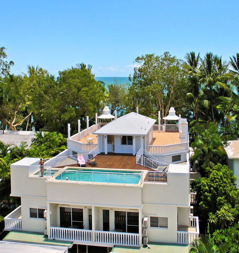 Sarayi Boutique Hotel - Surfers Gold Coast 0