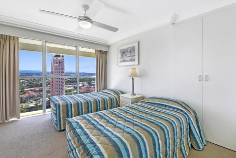 Talisman Apartments - Surfers Gold Coast 2