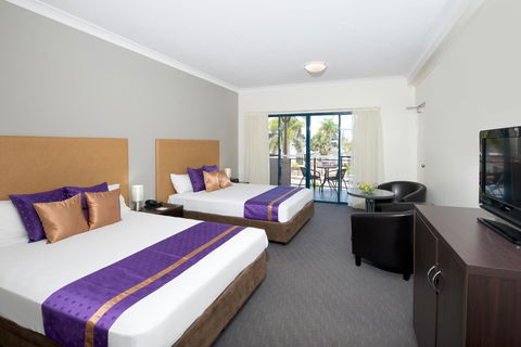 Park Regis Anchorage - Surfers Gold Coast 12
