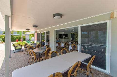 Mackay Oceanside Central Hotel Official - Surfers Gold Coast 15
