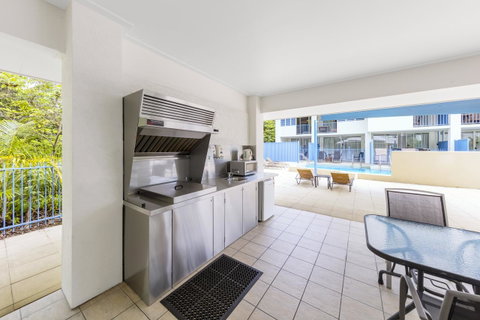 Silkari Lagoons Port Douglas - Surfers Gold Coast 16