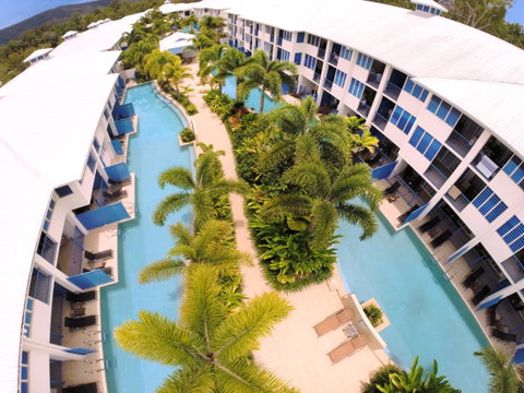 Silkari Lagoons Port Douglas - Surfers Gold Coast 3