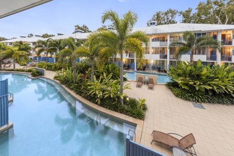 Silkari Lagoons Port Douglas - Surfers Gold Coast 19