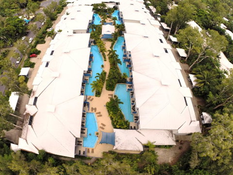 Silkari Lagoons Port Douglas - Surfers Gold Coast 10