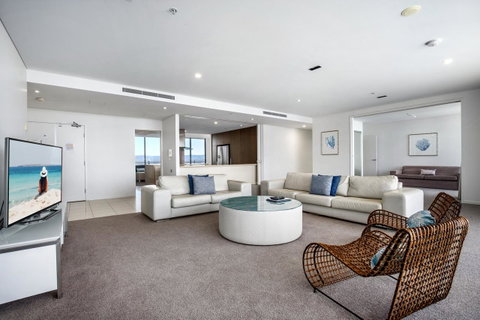 The Wave Resort - Surfers Gold Coast 5