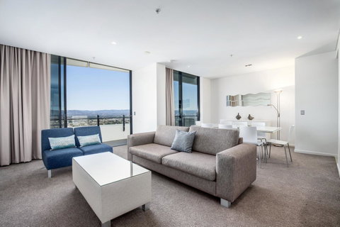 The Wave Resort - Surfers Gold Coast 2