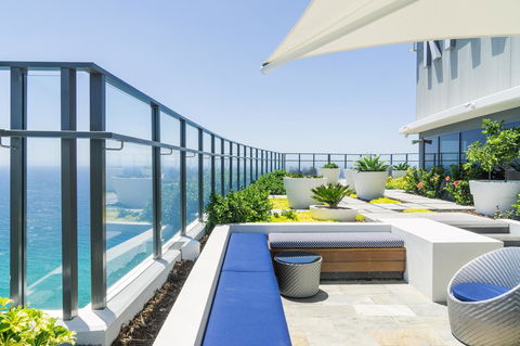 Rhapsody Resort - Official - Surfers Gold Coast 12