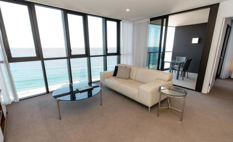 Rhapsody Resort - Official - Surfers Gold Coast 26