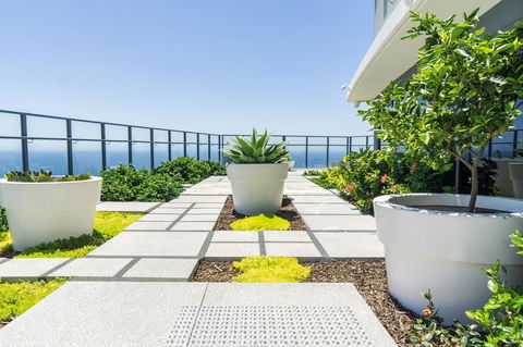 Rhapsody Resort - Official - Surfers Gold Coast 3
