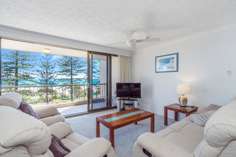 Columbia Beachfront Apartments On Rainbow Bay - Surfers Gold Coast 8