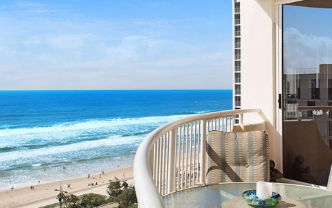 APR Private SUITES MOROC By The Beach - Surfers Gold Coast 43