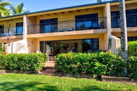 Number 2 On The Beach | Beautiful Beachfront Villa - Surfers Gold Coast 21