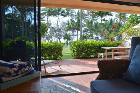 Number 2 On The Beach | Beautiful Beachfront Villa - Surfers Gold Coast 1