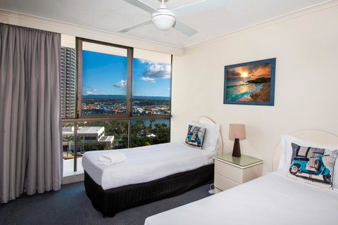 Seacrest Beachfront Apartments Surfers Paradise - Surfers Gold Coast 18