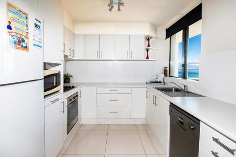 Seacrest Beachfront Apartments Surfers Paradise - Surfers Gold Coast 23