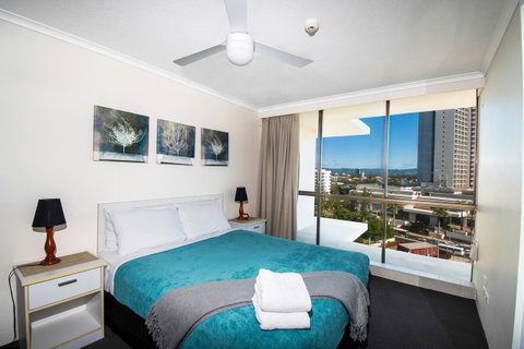 Seacrest Beachfront Apartments Surfers Paradise - Surfers Gold Coast 27