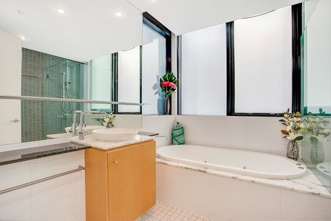 Aria Apartments - Surfers Gold Coast 35
