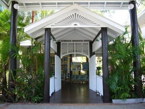 Port Douglas Retreat - Surfers Gold Coast 3