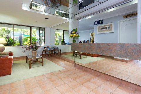 Capricornia Apartments - Surfers Gold Coast 18