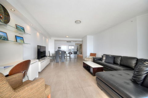 The Towers Of Chevron Renaissance - Holidays Gold Coast - Surfers Gold Coast 21