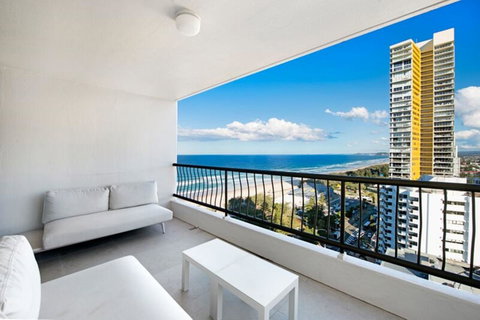 ULTIQA Beach Haven On Broadbeach - Surfers Gold Coast 1